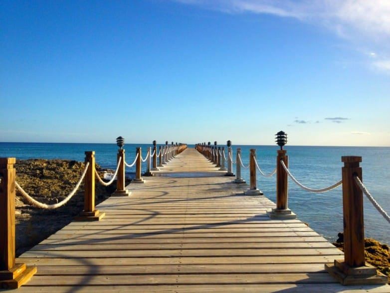 caribbean-coast-neighboring-island